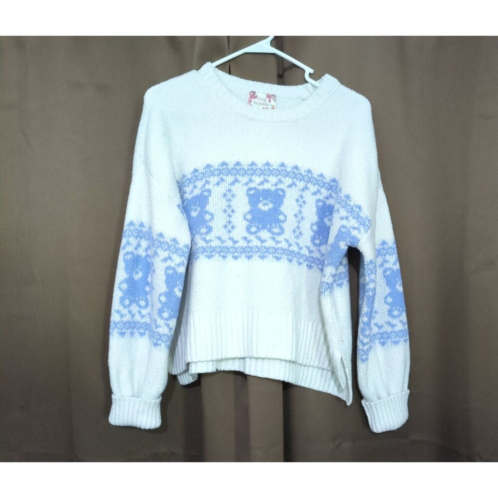 Pink Republic White With Blue Bear Crewneck Sweater Medium